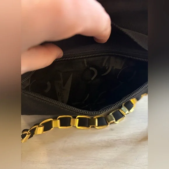 Salvatore Ferragamo Black and Gold Accent Bag - Picture 14 of 17